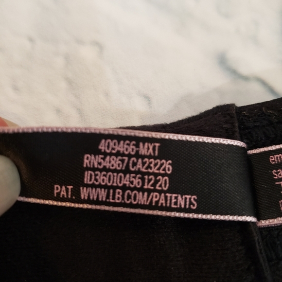 Victoria's Secret size 36D - Picture 4 of 7